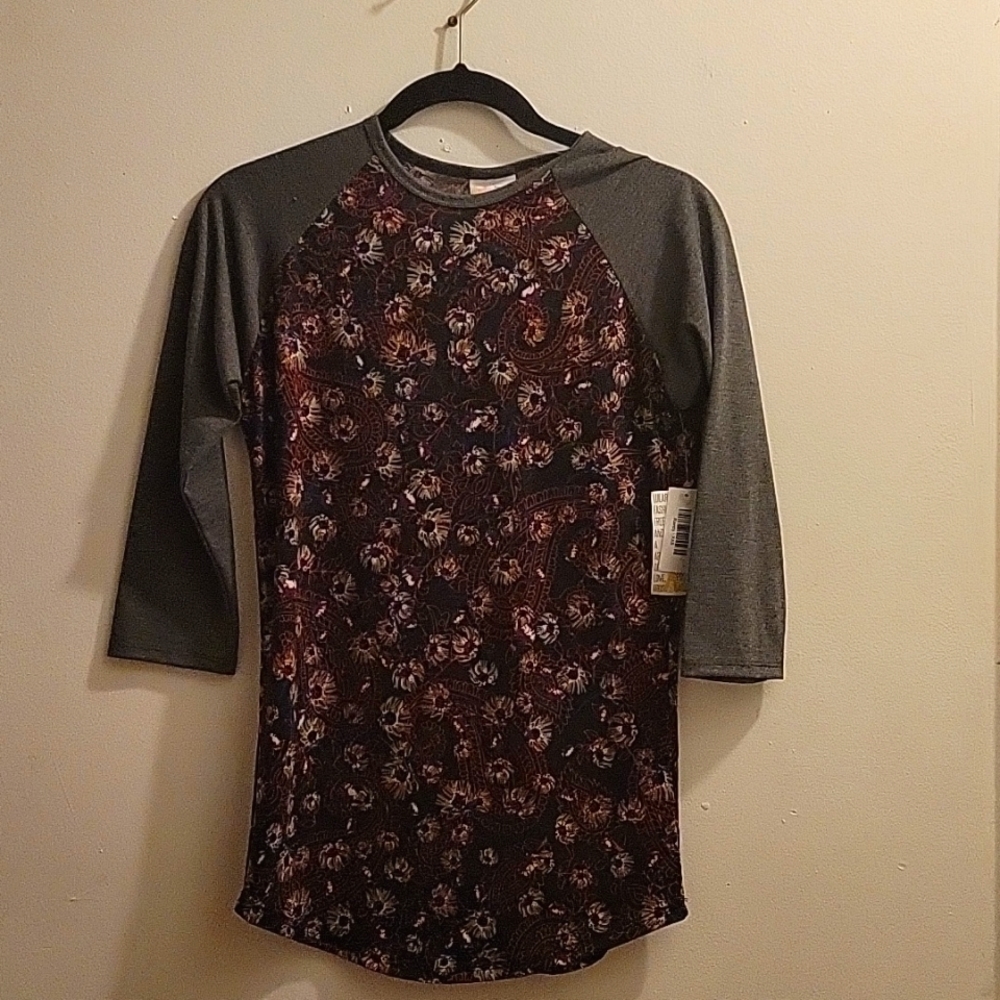 LuLaRoe Blue/Red/Black/White/Gray "Randy" 3/4 Top - Size XXS (NWT)